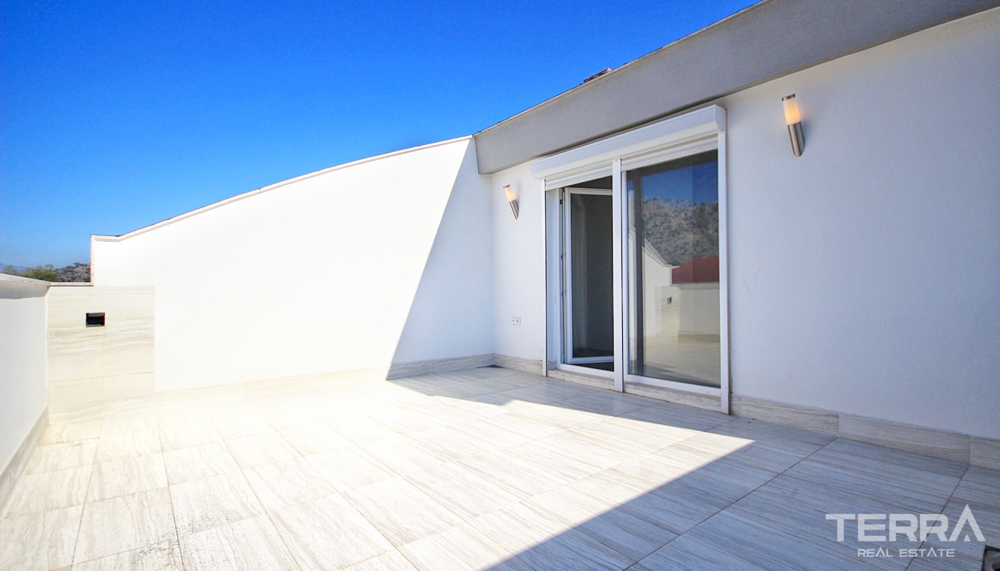 Ready Antalya Flats for Sale Located 600 m from Konyaaltı Beach - 34057