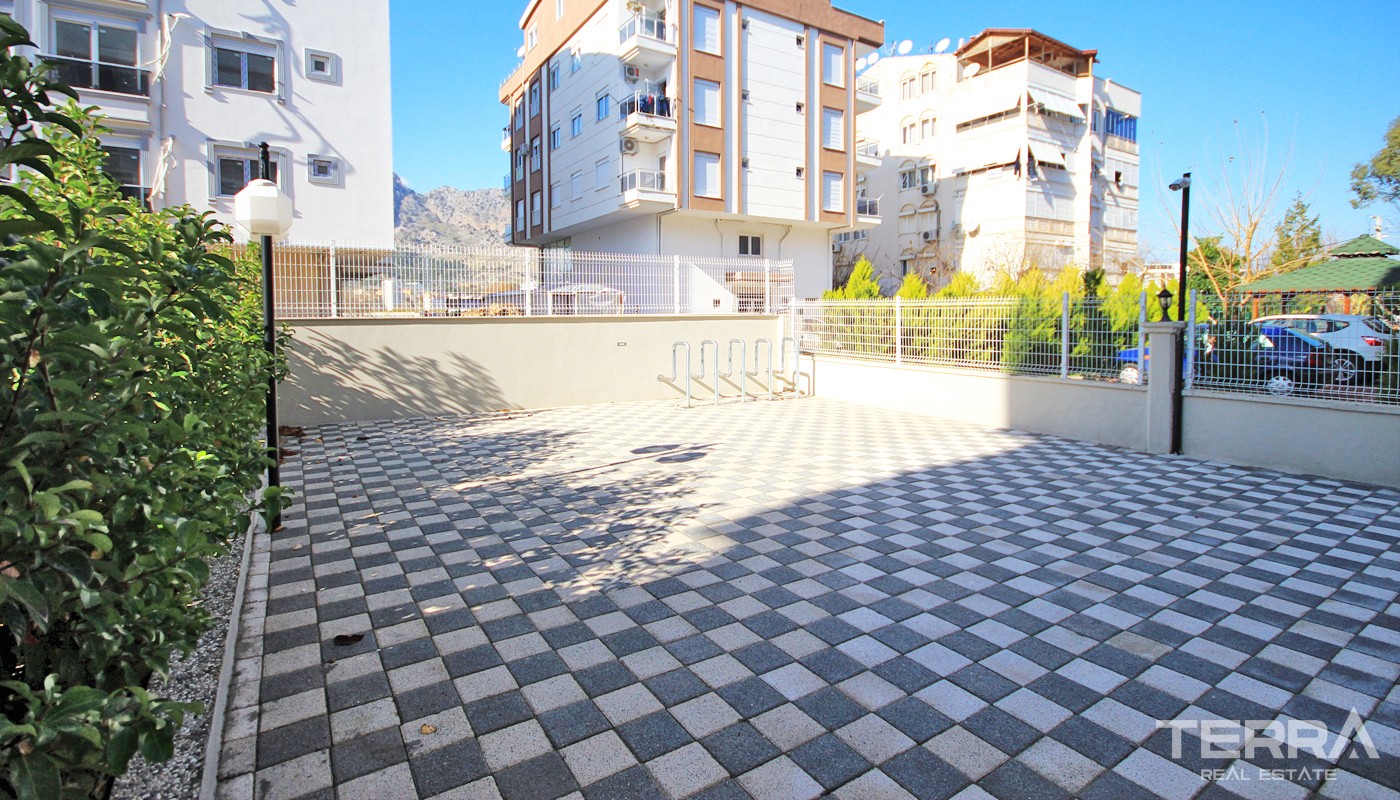 Ready Antalya Flats for Sale Located 600 m from Konyaaltı Beach - 34071