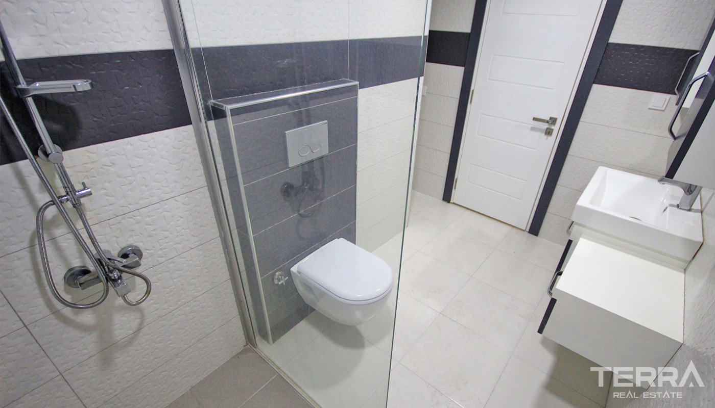 Ready Antalya Flats for Sale Located 600 m from Konyaaltı Beach - 34078
