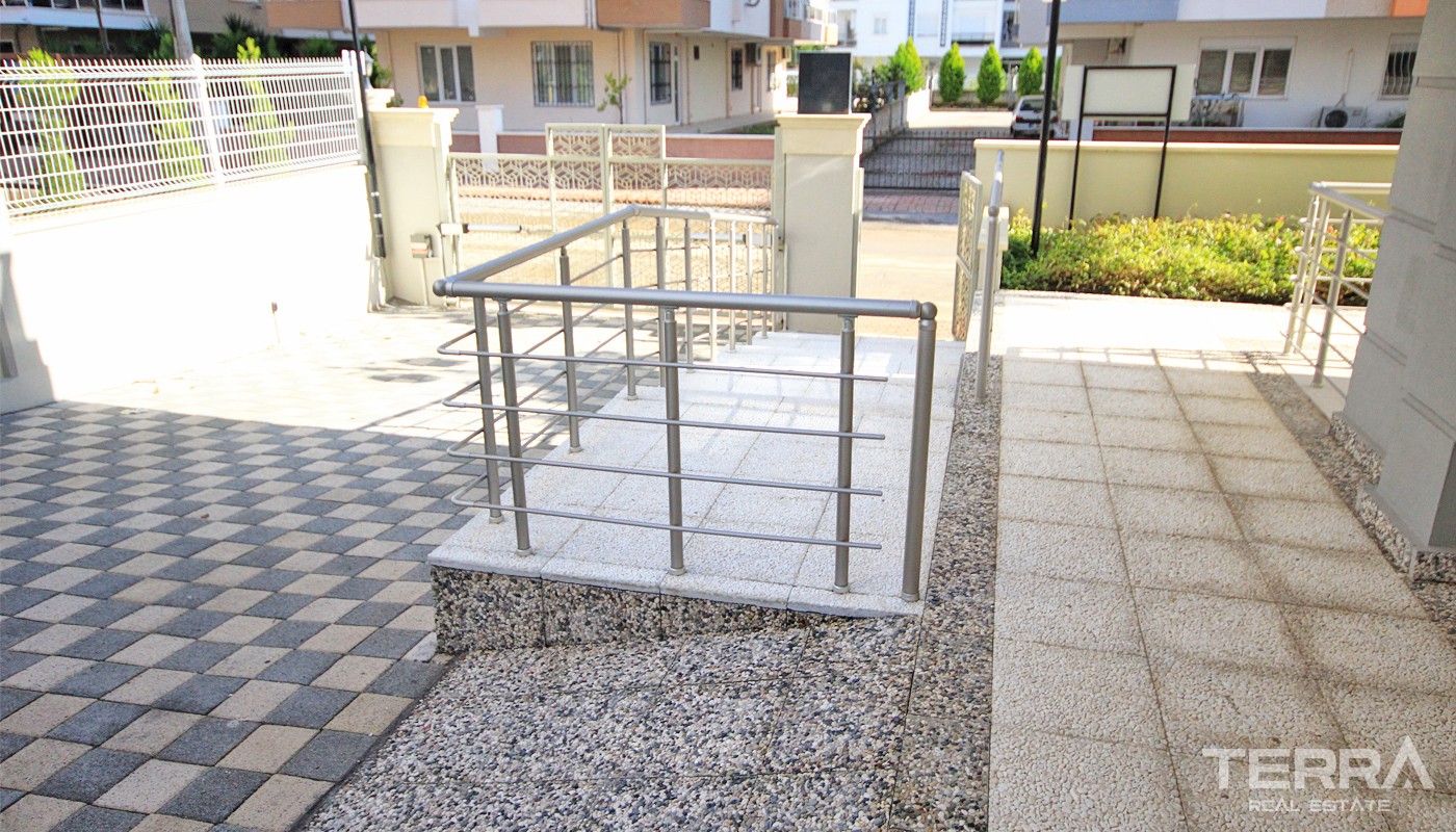 Ready Antalya Flats for Sale Located 600 m from Konyaaltı Beach - 34081