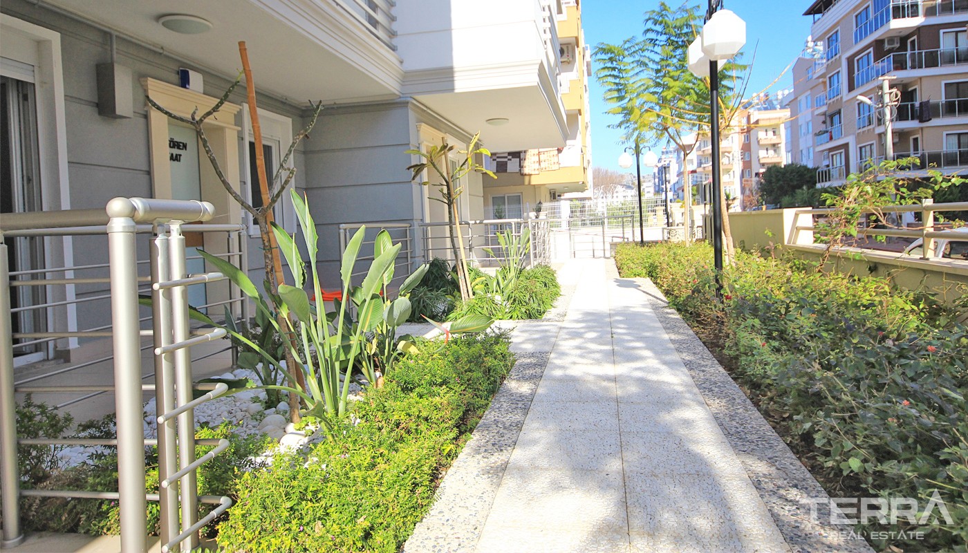 Ready Antalya Flats for Sale Located 600 m from Konyaaltı Beach - 34087
