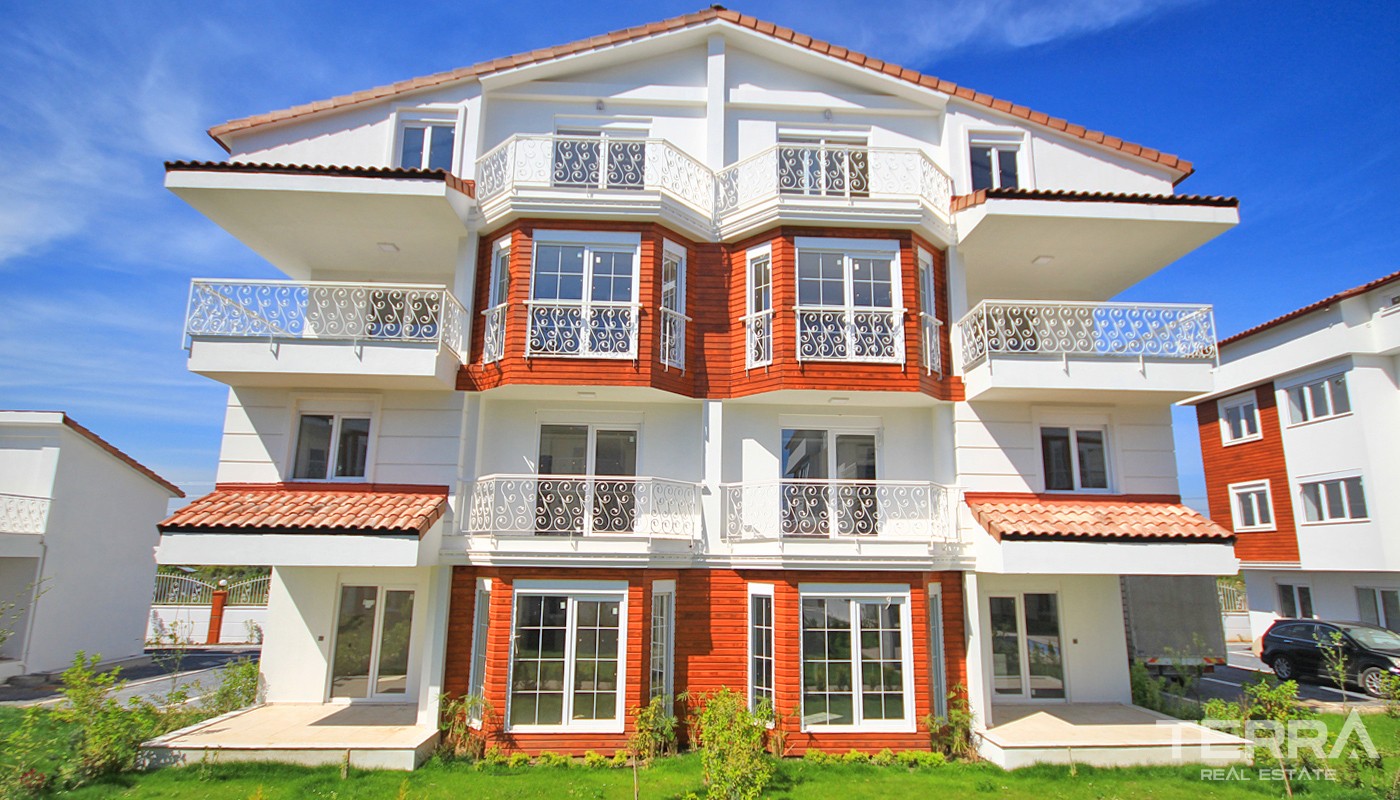 Spacious Antalya Apartments Surrounded by Nature in Döşemealtı - 34140