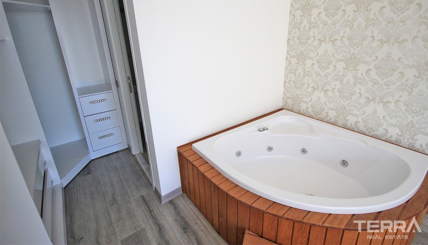 Spacious Antalya Apartments Surrounded by Nature in Döşemealtı - 34160