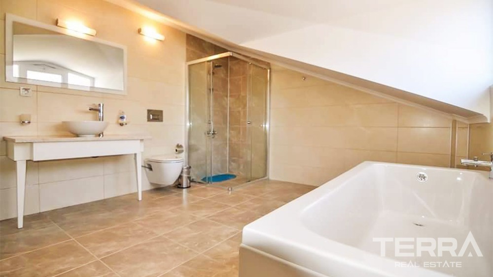 Luxury Villa in Fethiye Ovacık for Sale with Private Pool and Garden - 34254