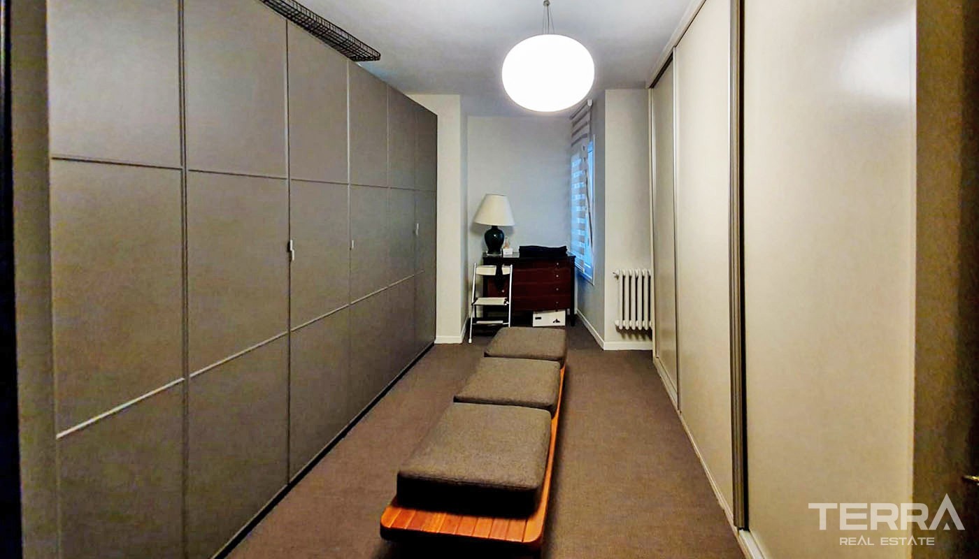 Exclusive Penthouse with Prestigious Location in Yeniköy Istanbul - 34333