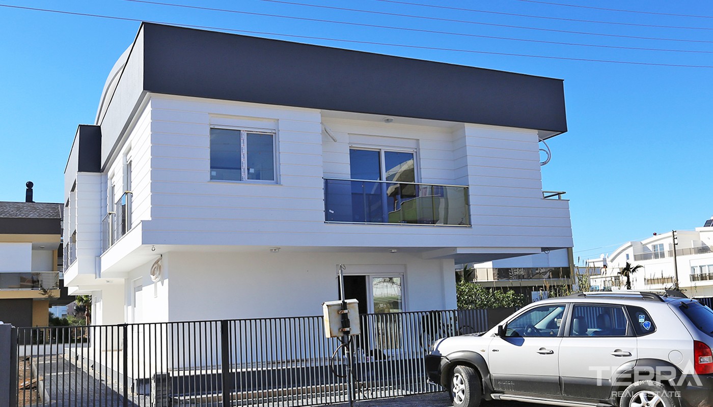 New Apartments for Sale with Prime Location in Antalya Lara - 34356