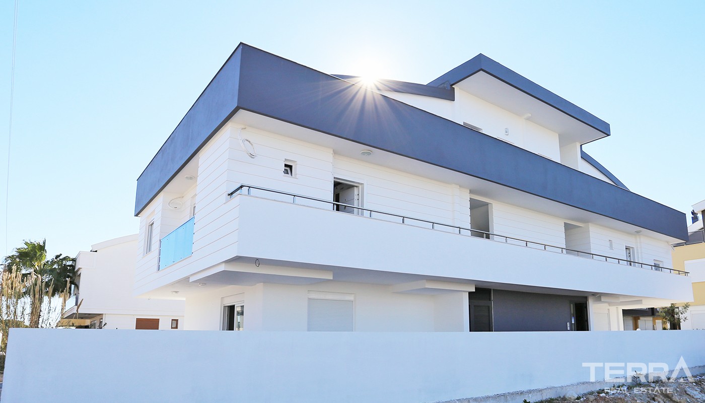 New Apartments for Sale with Prime Location in Antalya Lara - 34358