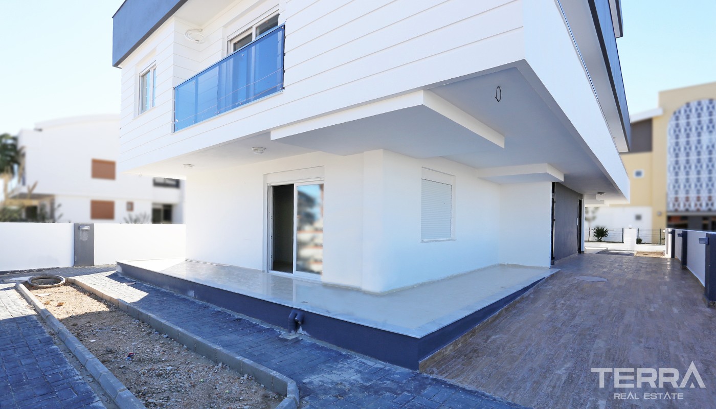 New Apartments for Sale with Prime Location in Antalya Lara - 34361