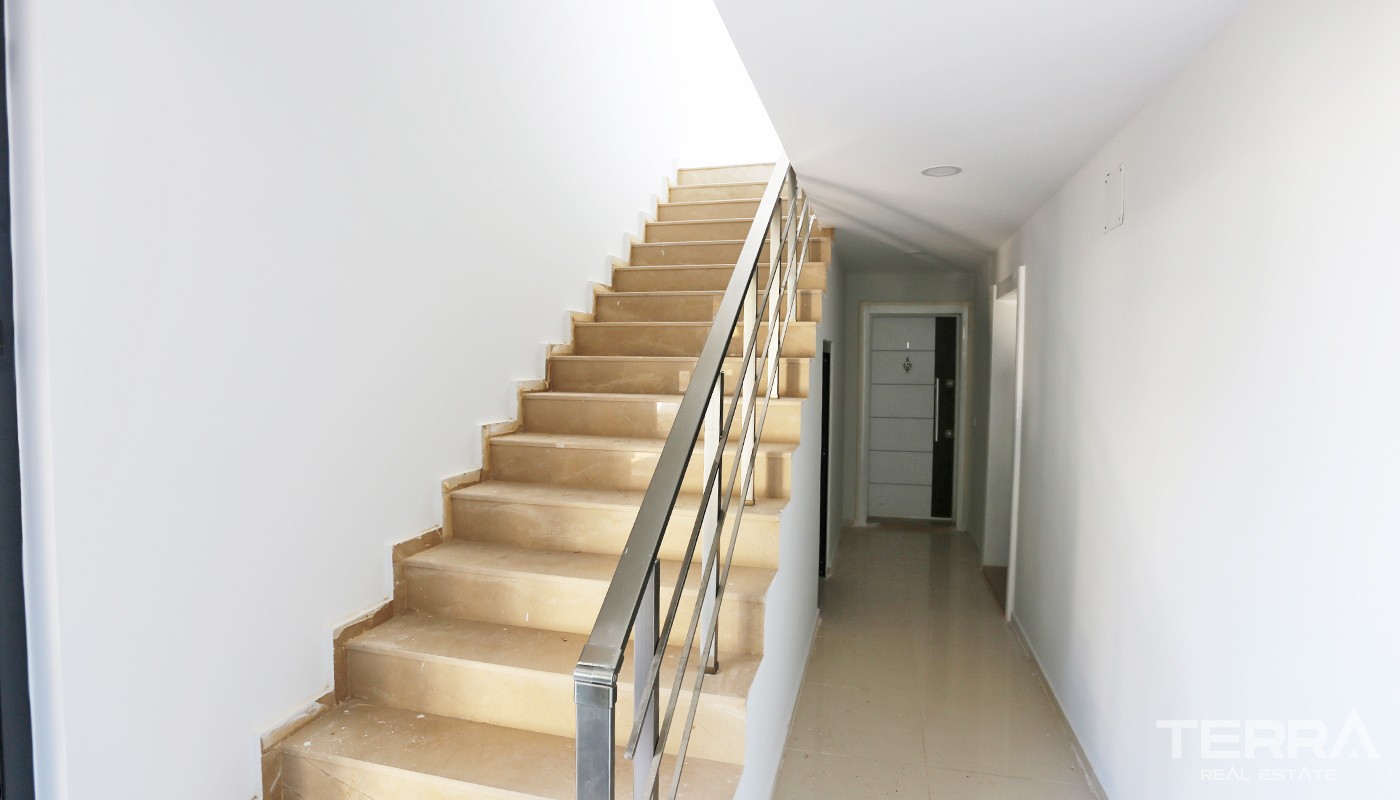 New Apartments for Sale with Prime Location in Antalya Lara - 34378