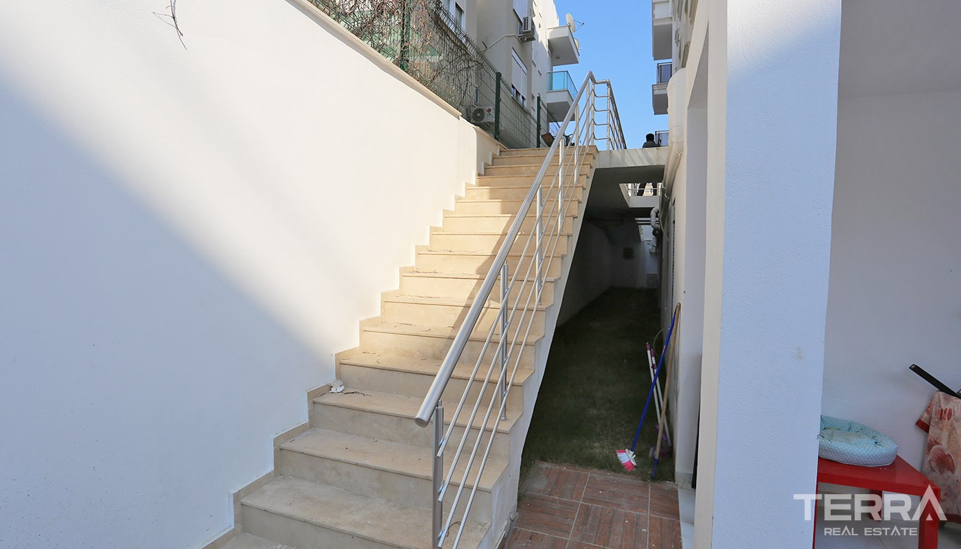 Modern Konyaaltı Apartments for Sale Located 500 m from the Beach - 34442