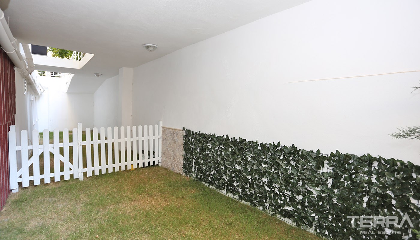 Modern Konyaaltı Apartments for Sale Located 500 m from the Beach - 34445