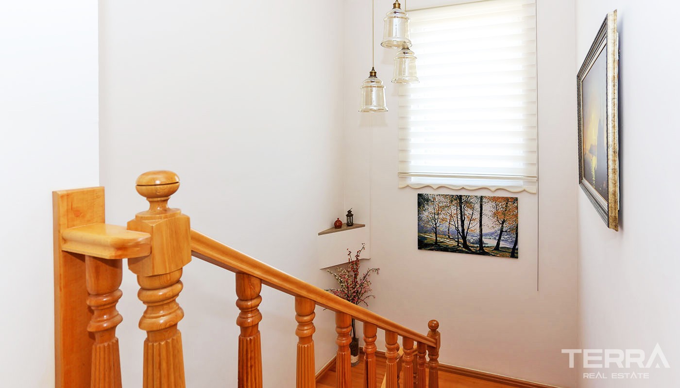 Resale Detached House with Spacious Garden in Döşemealtı Antalya - 34491