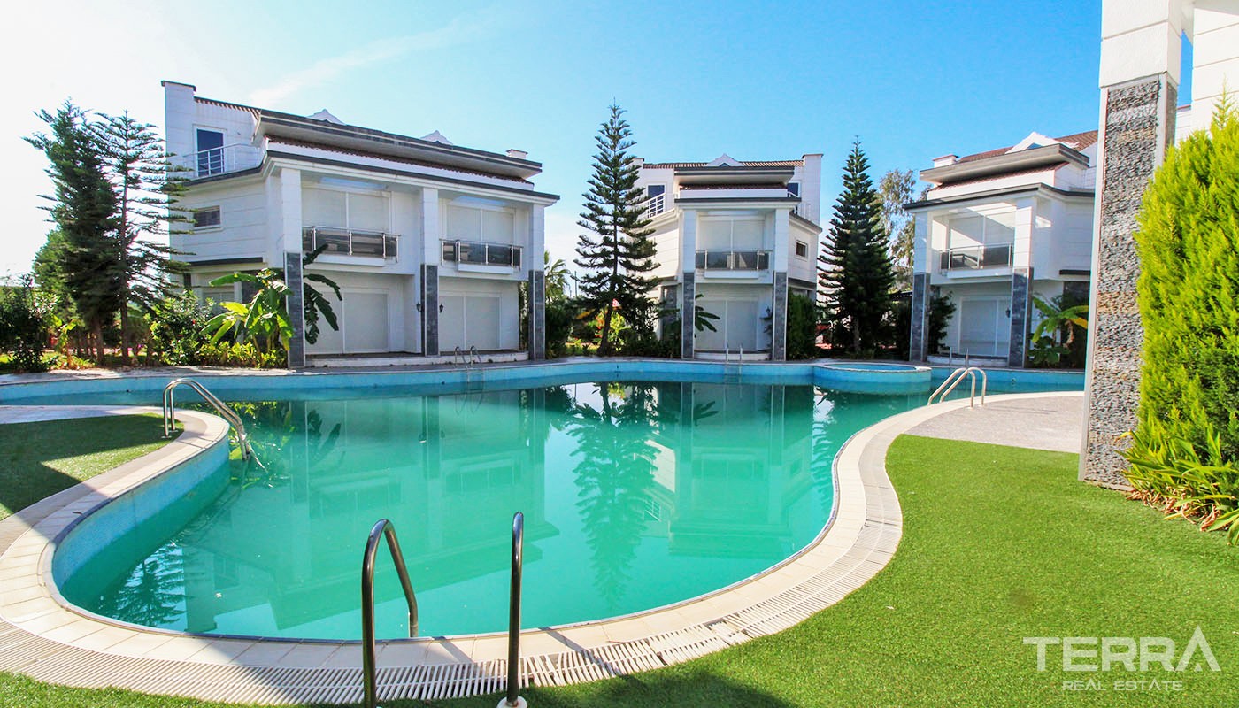 High-quality Villas in Antalya Located at a Prestigious area in Lara - 34581