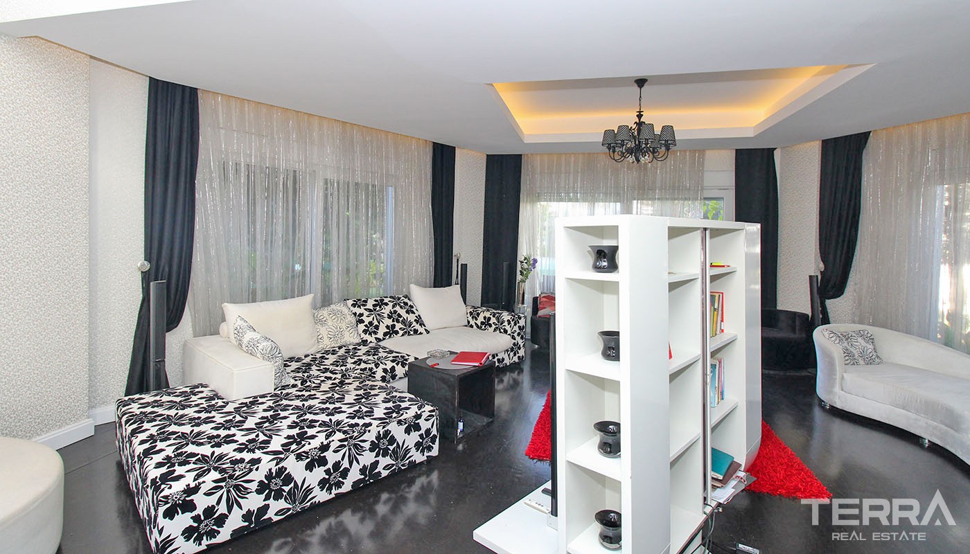 High-quality Villas in Antalya Located at a Prestigious area in Lara - 34589