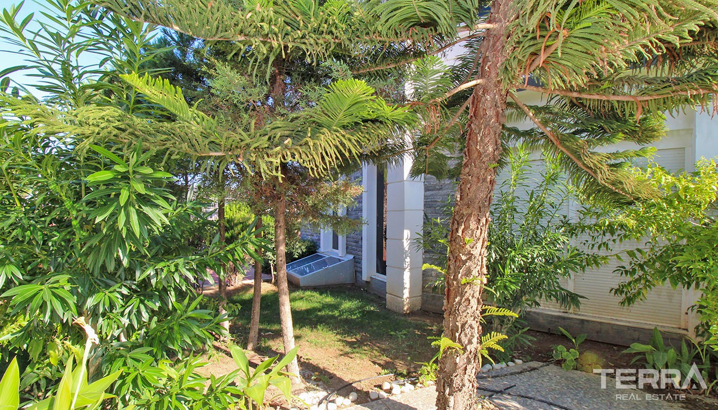 High-quality Villas in Antalya Located at a Prestigious area in Lara - 34600