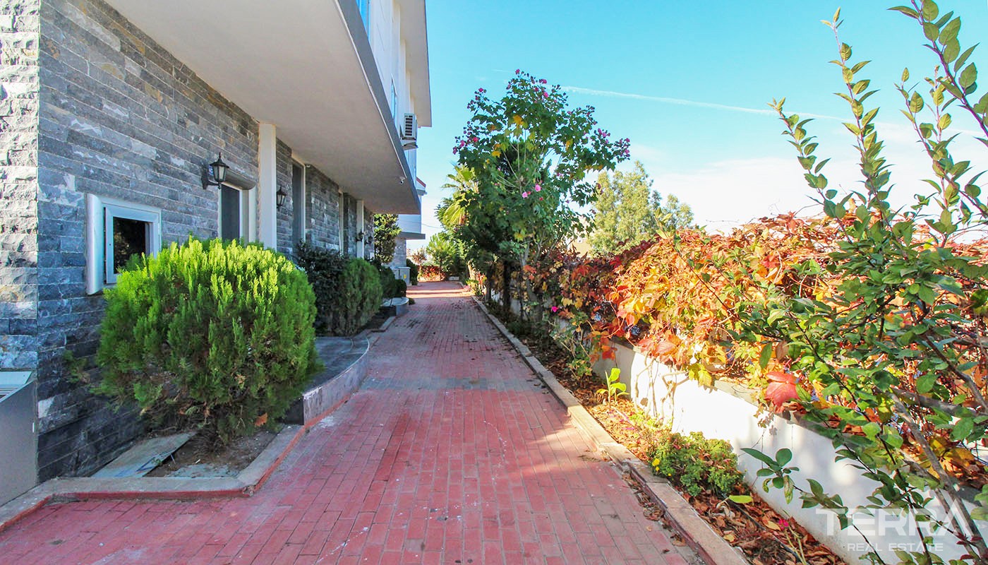 High-quality Villas in Antalya Located at a Prestigious area in Lara - 34605