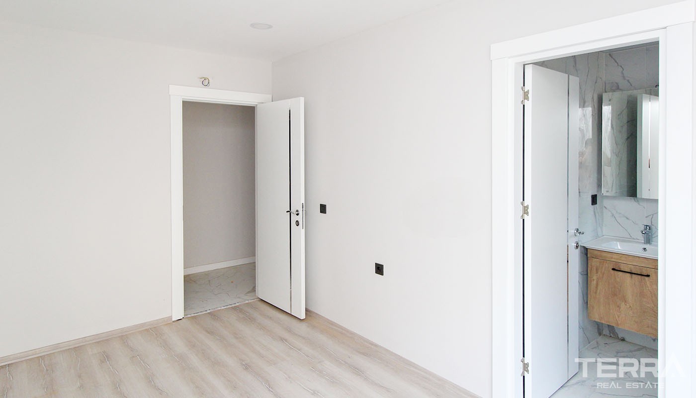 Affordable Apartments in Antalya Centrally Located in Aspendos Bulvari - 34636