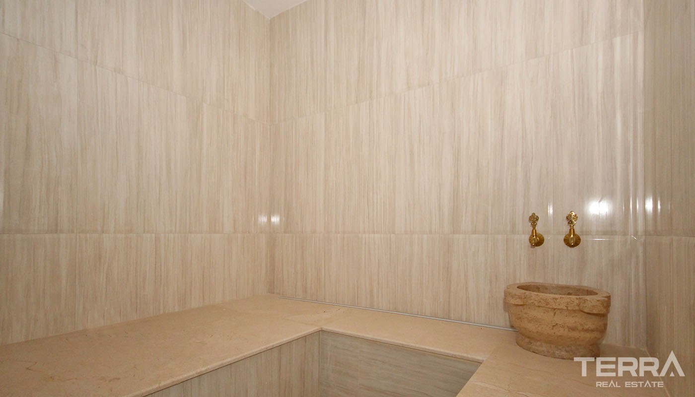First-class Villa for Sale in Antalya Döşemealtı with Private Pool - 34742