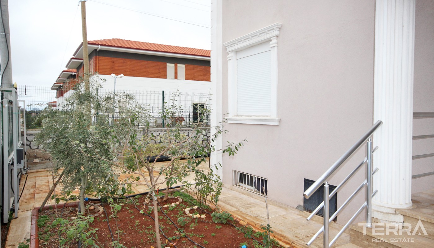 Resale Detached House in Antalya Döşemealtı with Private Pool - 34815
