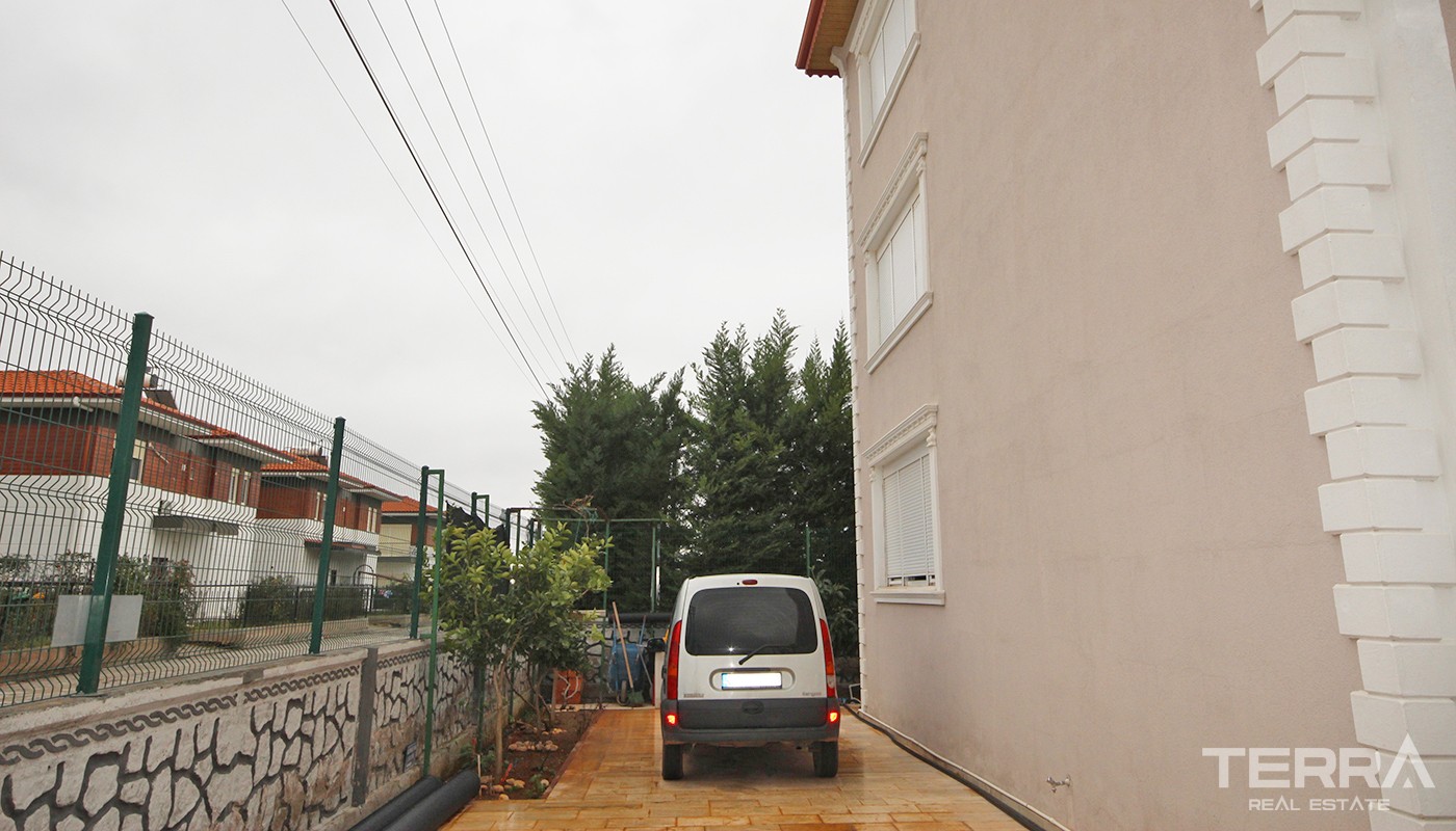 Resale Detached House in Antalya Döşemealtı with Private Pool - 34824