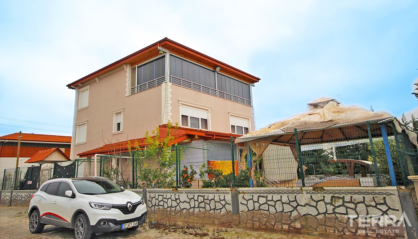 Wiederverkauf freistehendes Haus in Antalya Döşemealtı mit privat Pool
