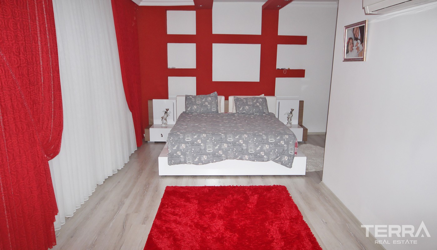 Resale Detached House in Antalya Döşemealtı with Private Pool - 34835