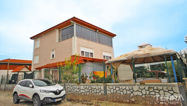 Maison Spacieuse Au Cœur de La Nature de Döşemealtı à Antalya