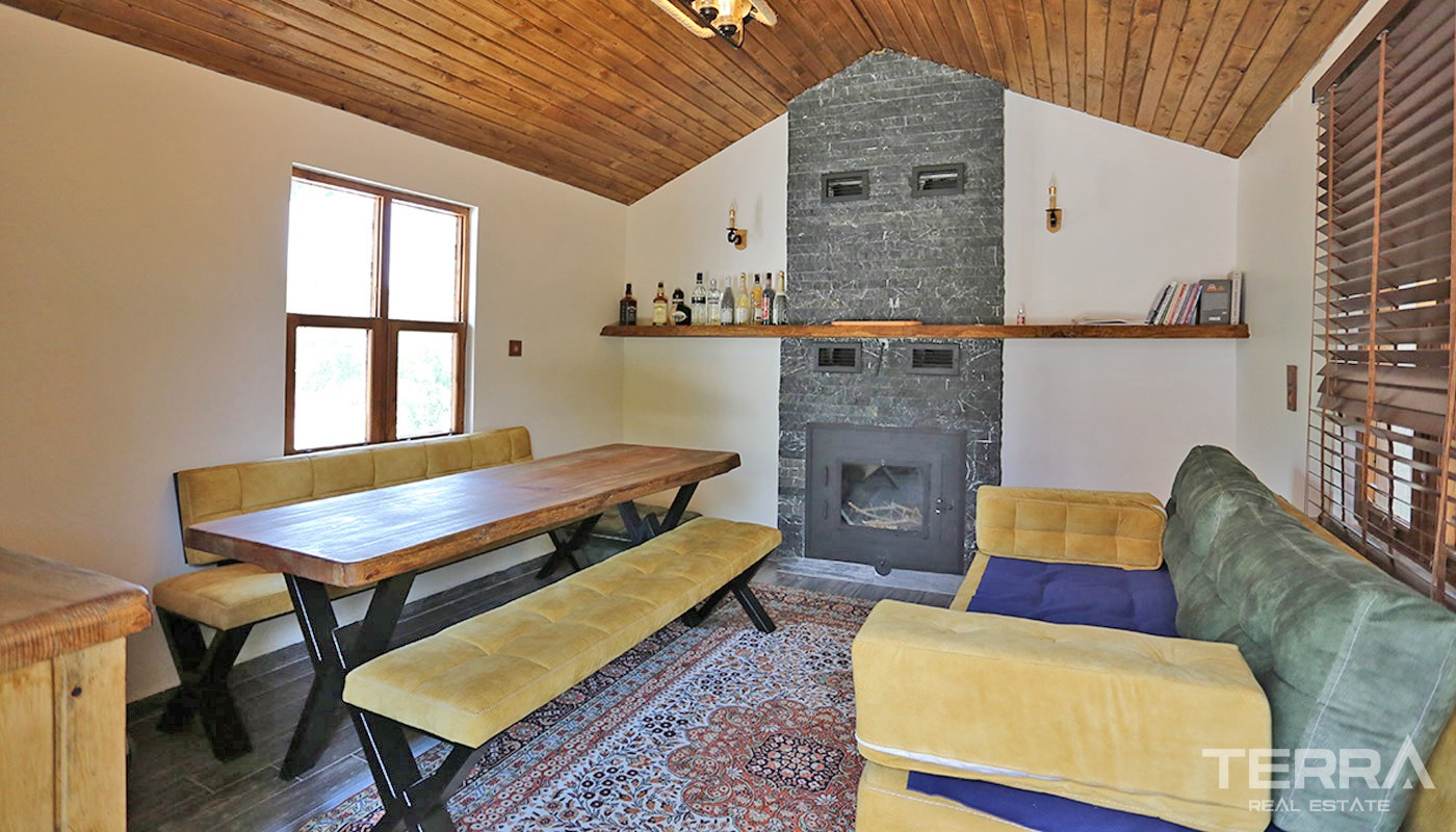 Resale House with Large Plot for Sale in Konyaaltı Antalya - 34846