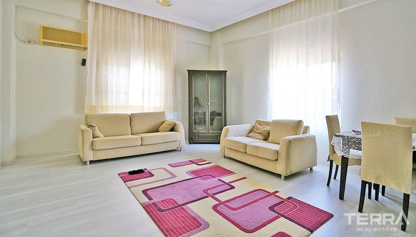 Resale House with Large Plot for Sale in Konyaaltı Antalya - 34852