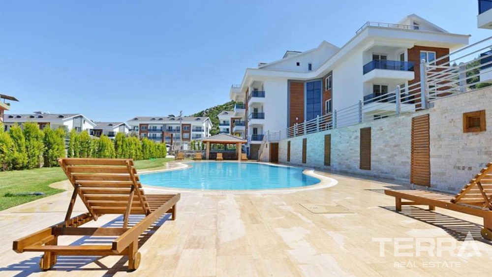 Recently-built Fethiye Flats with Central Location in Taşyaka - 35157