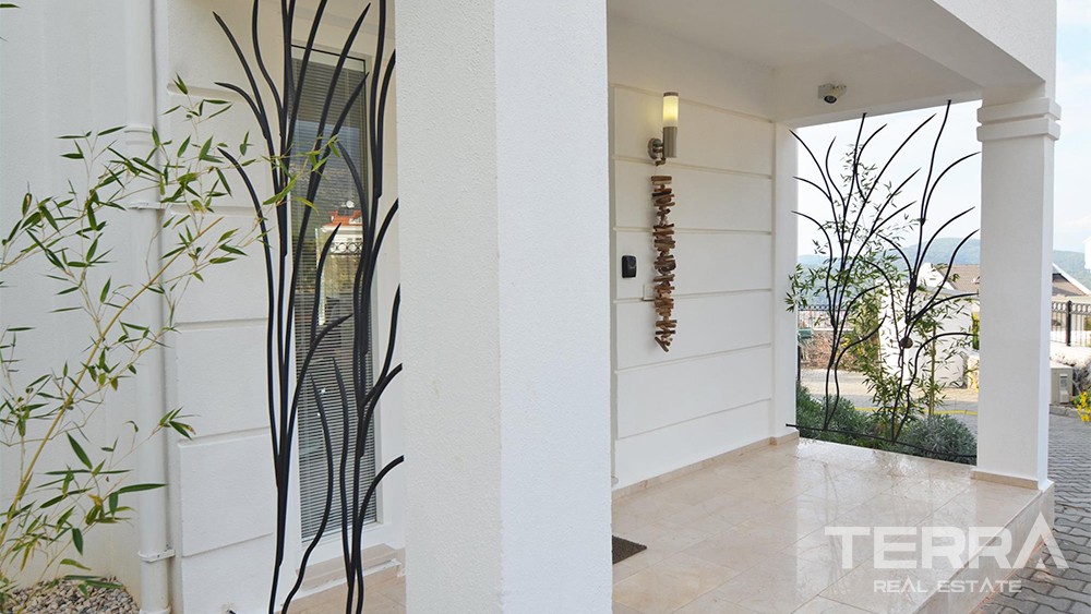 Elegant Villa with Luxury Features and Large Garden in Fethiye Ovacık - 35168