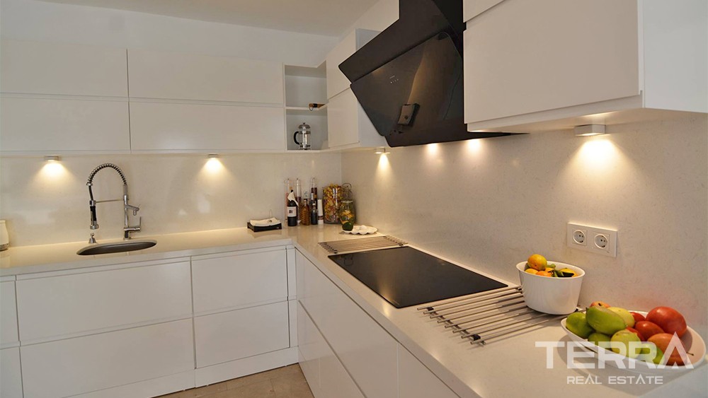 Elegant Villa with Luxury Features and Large Garden in Fethiye Ovacık - 35181