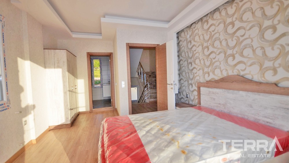 Key-ready Detached Villa with Private Garden and Pool in Ovacık - 35210