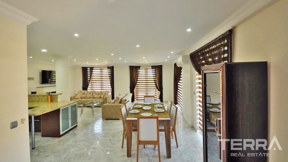 Seafront Villa with Private Pool and Garden in Çalış Fethiye - 35330