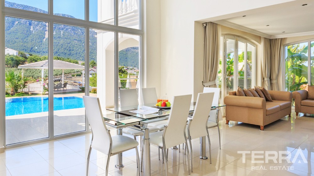 Elegant Villa with Spacious Garden and Private Pool in Fethiye Ovacık - 35369