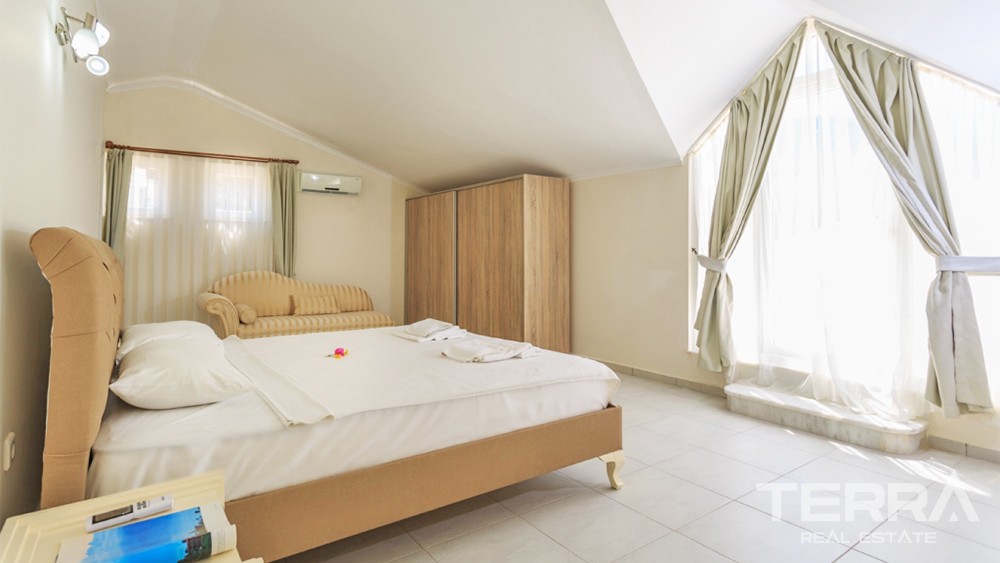 Elegant Villa with Spacious Garden and Private Pool in Fethiye Ovacık - 35388