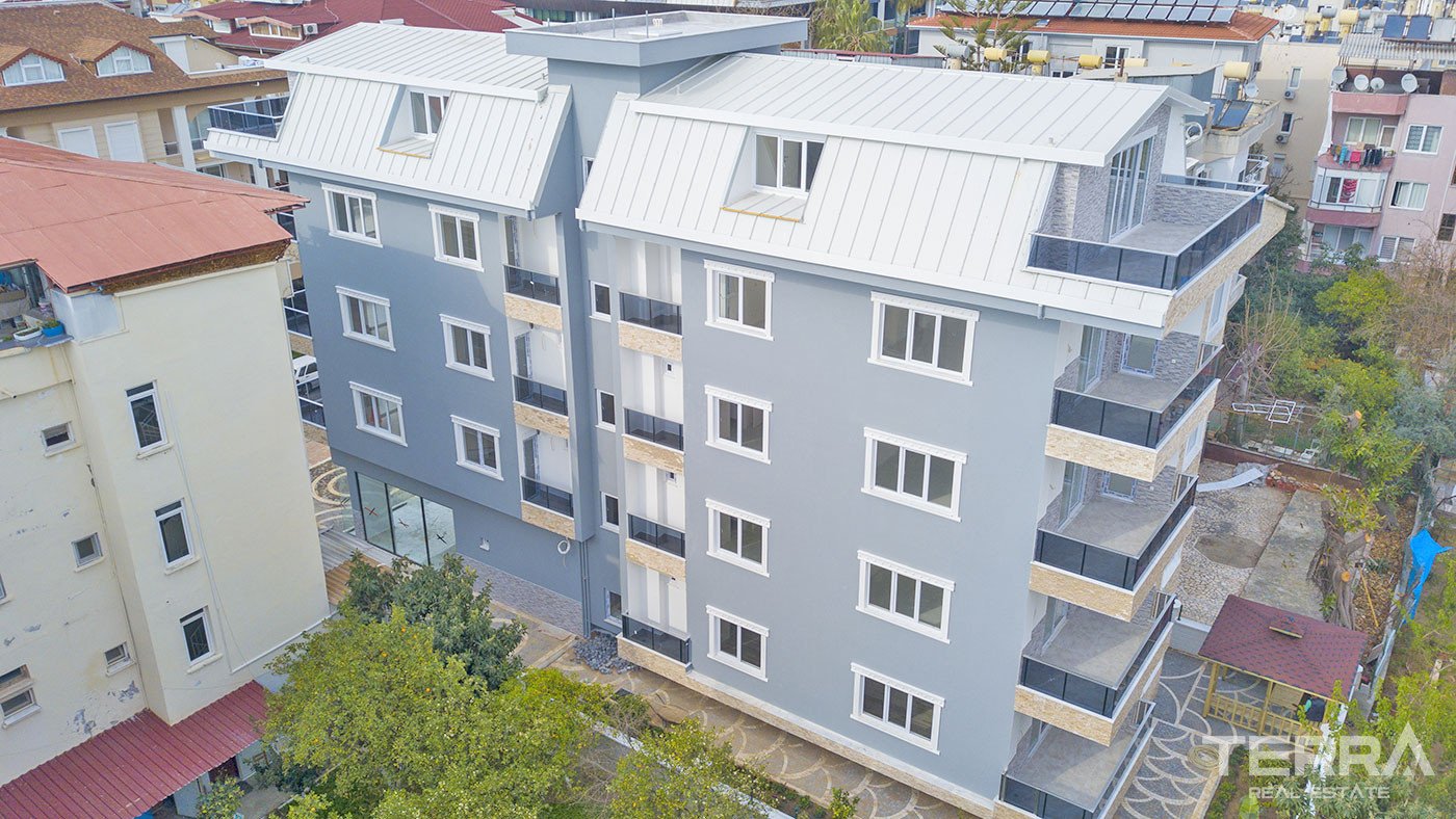Neue geräumige Apartments zum Verkauf in Alanya Oba 250 m vom Strand