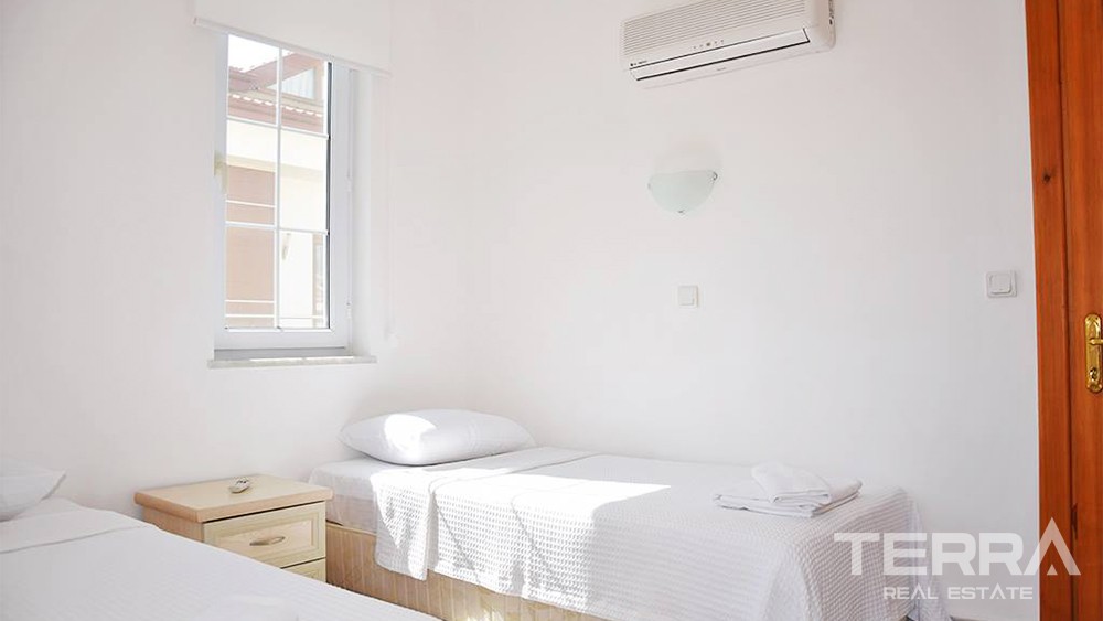 Affordable Penthouse Apartment in Fethiye 1 km from Çalış Beach - 35573