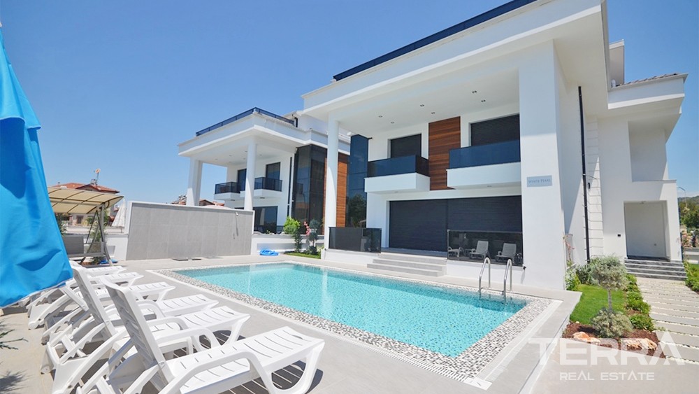 Maison Luxueuse Avec Piscine Privée à Vendre à Fethiye Çaliş - 35611