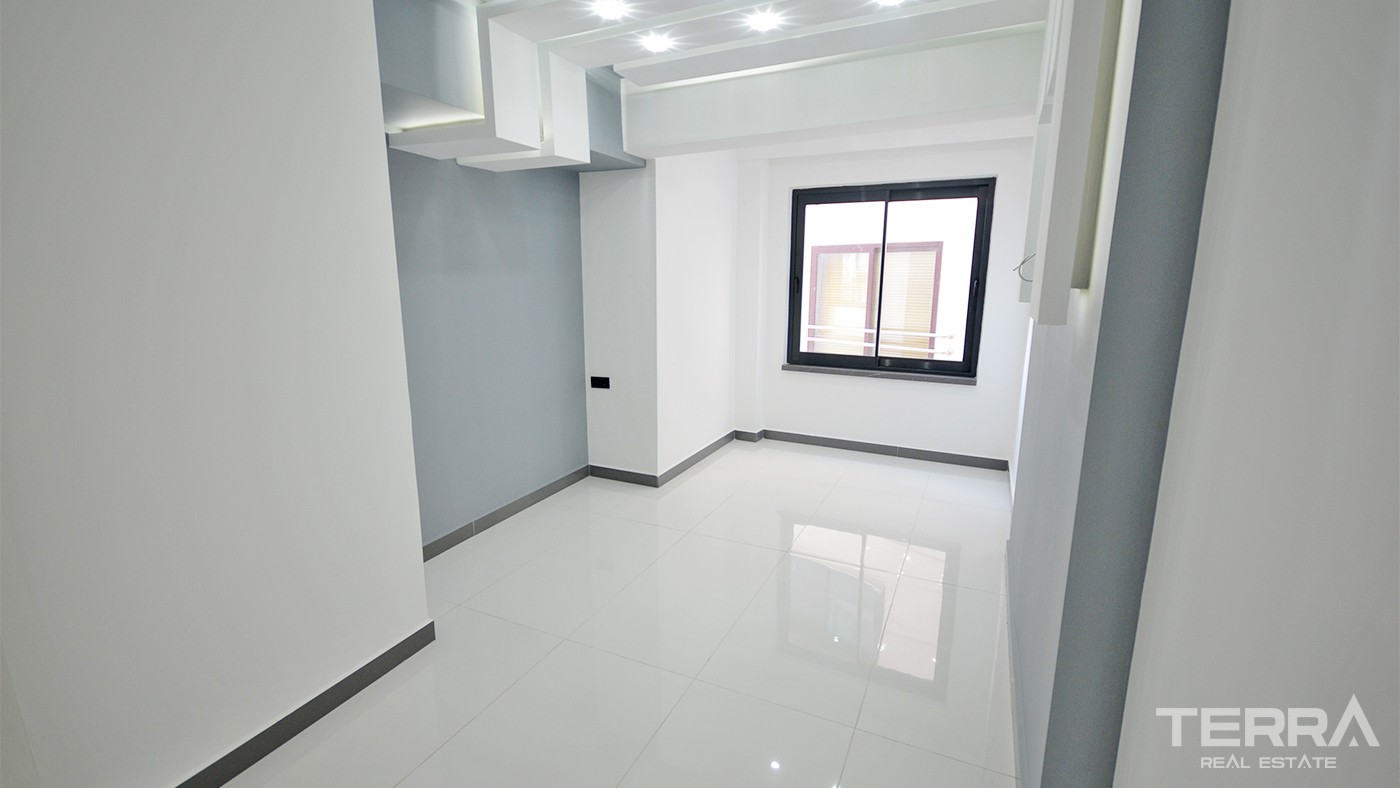 Seafront Apartment with Quality of Interiors in Alanya Center - 35894