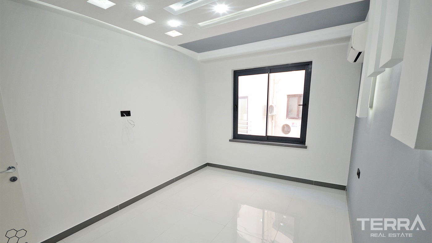 Seafront Apartment with Quality of Interiors in Alanya Center - 35896