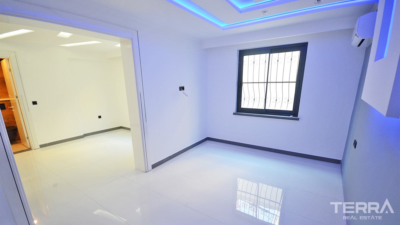 Seafront Apartment with Quality of Interiors in Alanya Center - 35897