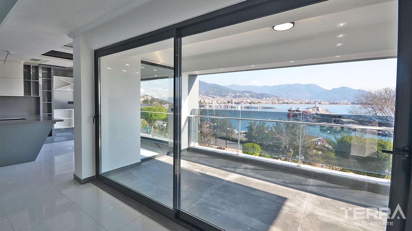 Seafront Apartment with Quality of Interiors in Alanya Center - 35907
