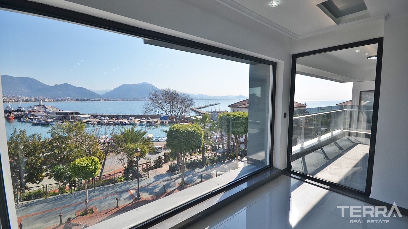 Seafront Apartment with Quality of Interiors in Alanya Center - 35908