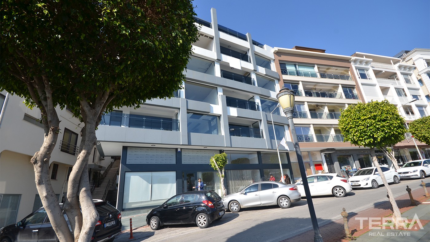 Seafront Apartment with Quality of Interiors in Alanya Center - 35909