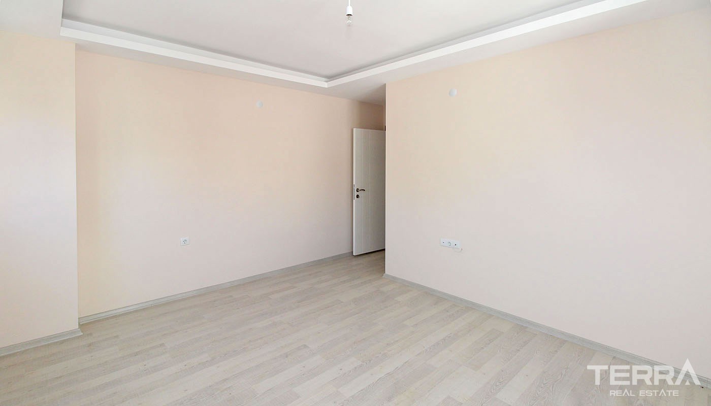 Family Flats for Sale with Central Location in Antalya - 35963