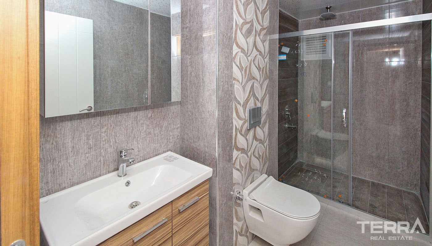 Family Flats for Sale with Central Location in Antalya - 35966