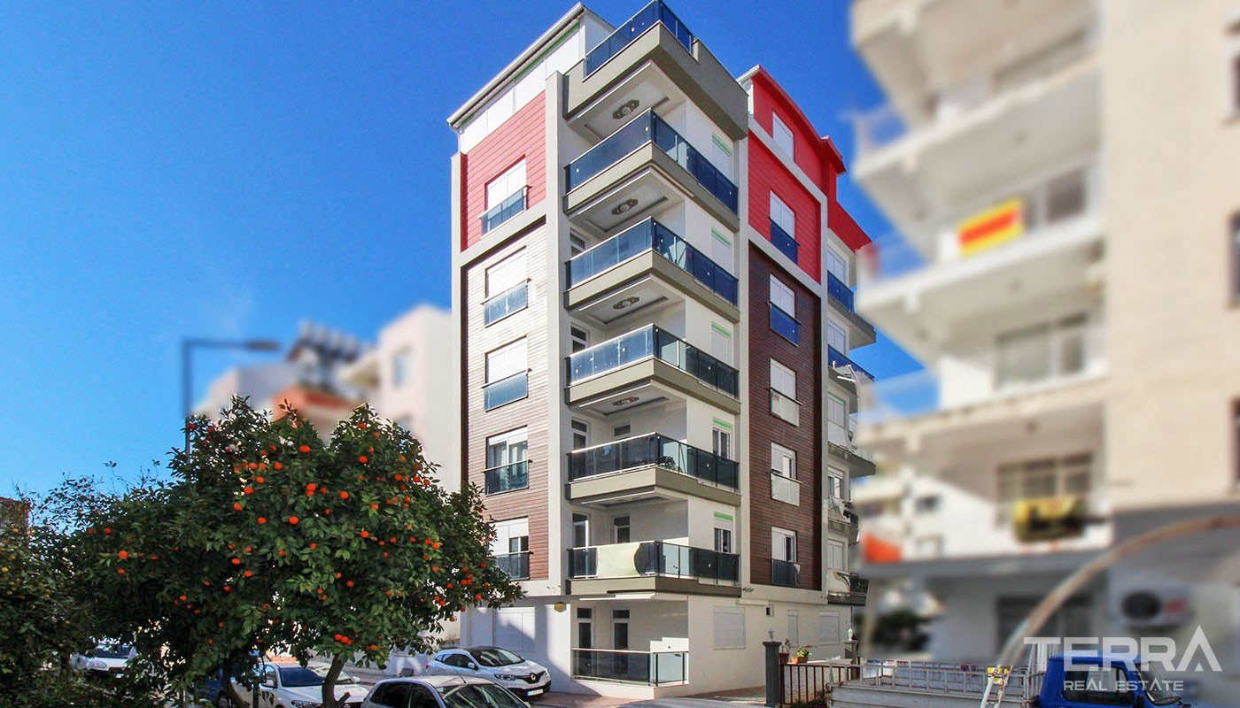 Schnäppchen-Apartments mit geräumigem Interieur zum Verkauf in Antalya
