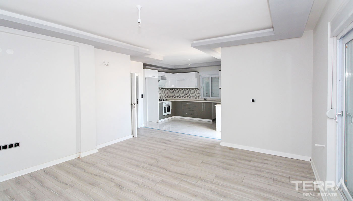 Bargain Apartments with Spacious Interiors for Sale in Antalya Centrum - 36080