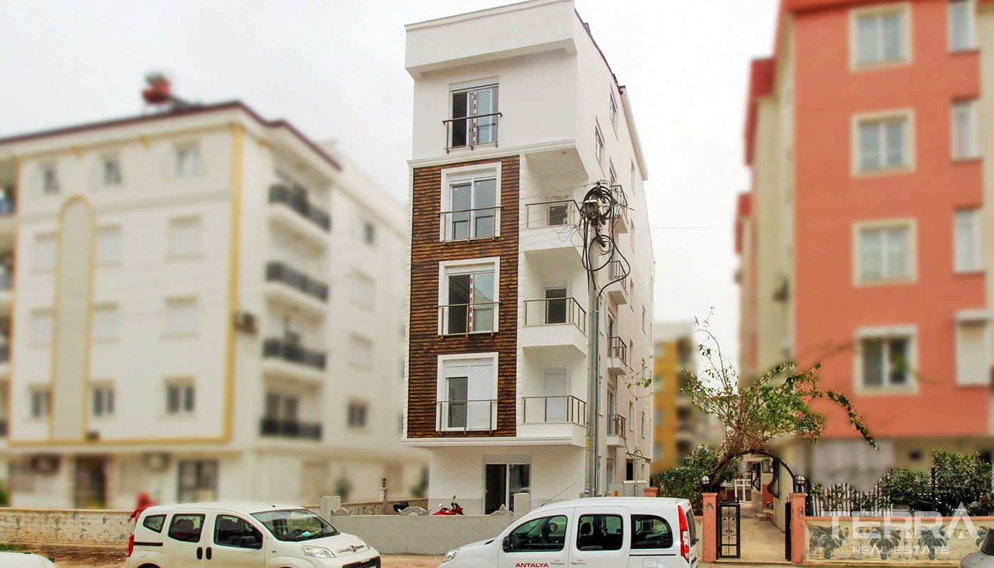 Neu gebaute Wohnungen bieten eine komfortable Siedlung im Stadtzentrum